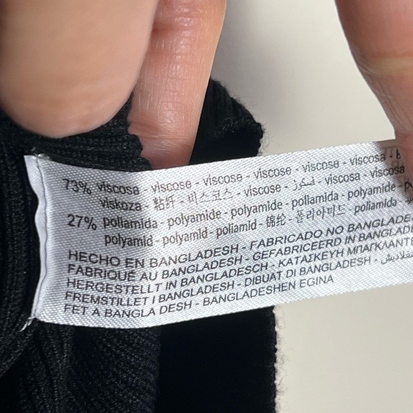 Zara Sleeveless Ribbed Knit Mock Neck Tops Black White Small Casual Fitted Chic - Picture 9 of 15